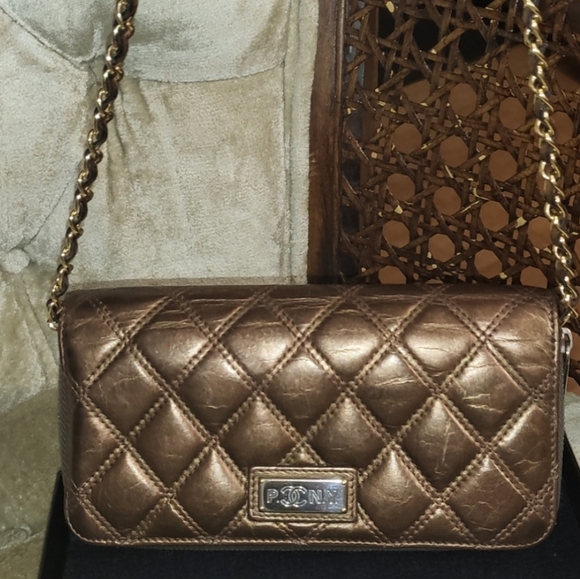 authentic chanel wallet - Picture 2 of 8